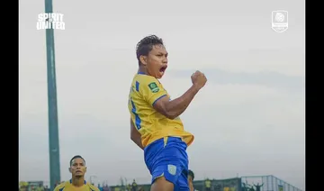 Jalannya pertandingan antara Gresik vs Persekat. (Foto: Instagram/gresikunited)