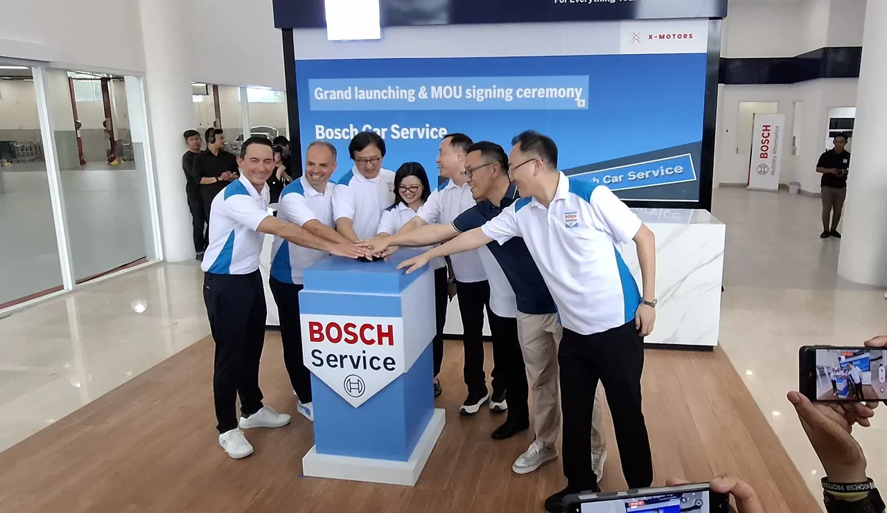 Seremoni peresmian Bosch Car Service Flagship Workshop di Sunter. (Chadie)