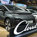 New Cloud EV hadir dengan fitur baru dan tambahan dua pilihan warna eksterior. (Wuling Motors) - New Cloud EV hadir dengan fitur baru dan tambahan dua pilihan warna eksterior. (Wuling Motors)