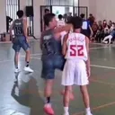 Pemukulan di Turnamen SDH Basketball 2025 (Foto: Tangkap Layar X)