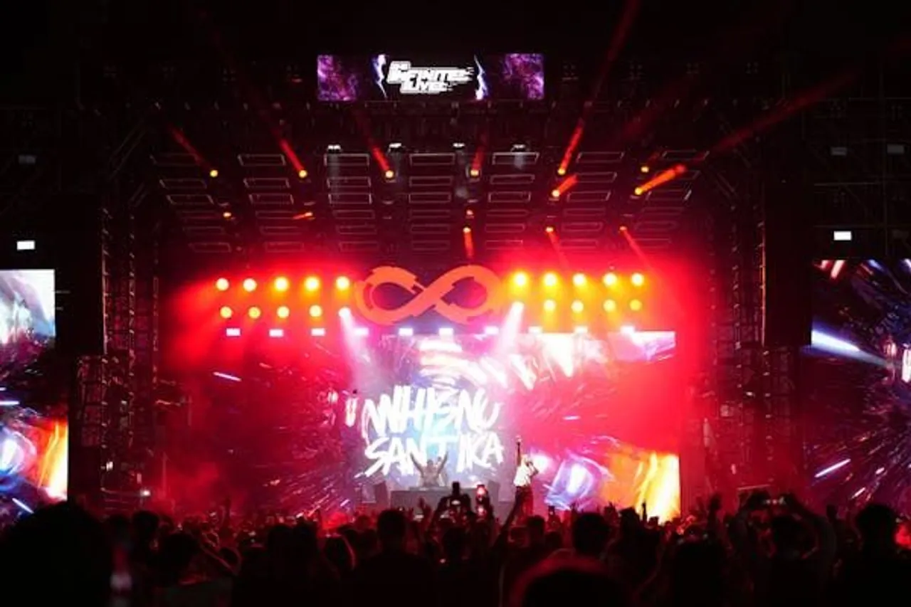 Panggung musik Infinite Live salah satu magnet IIMS 2025. (Dyandra Promosindo)