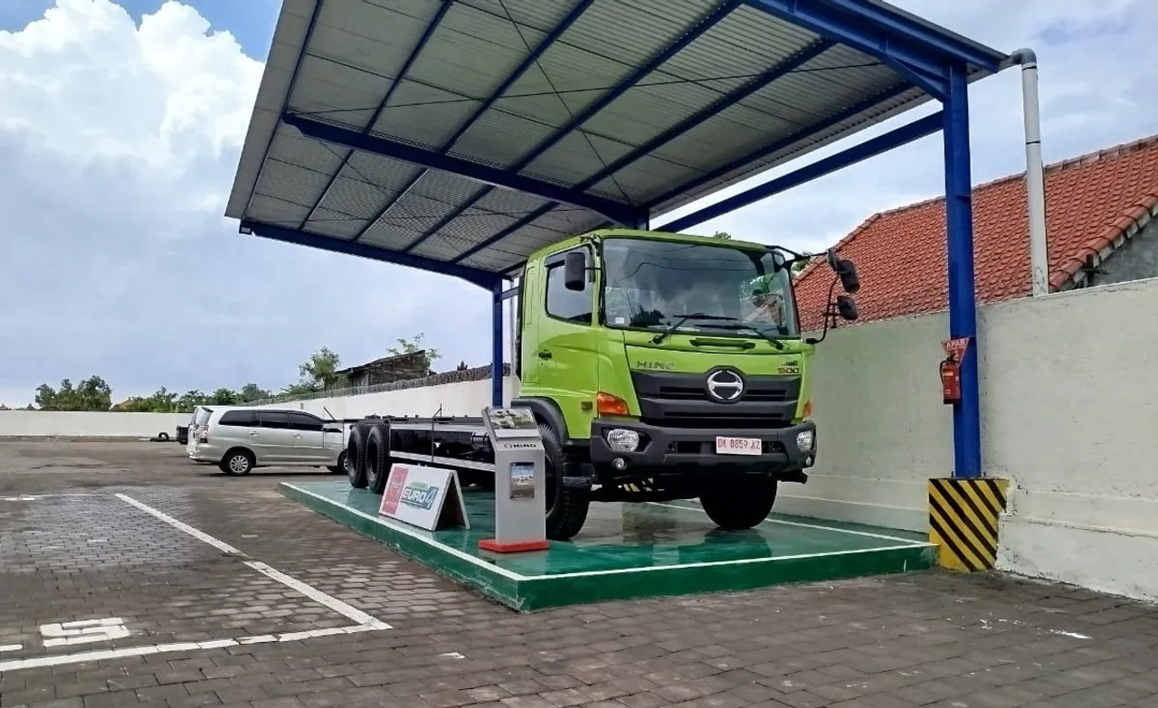 Hino outlet Singaraja Bali. (HMSI)