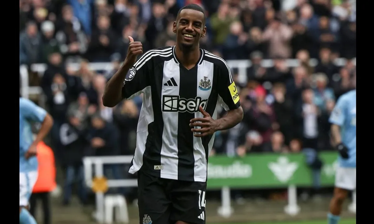 Bomber Newcastle United, Alexander Isak, jadi incaran Barcelona. (Foto: Instagram/nufc)