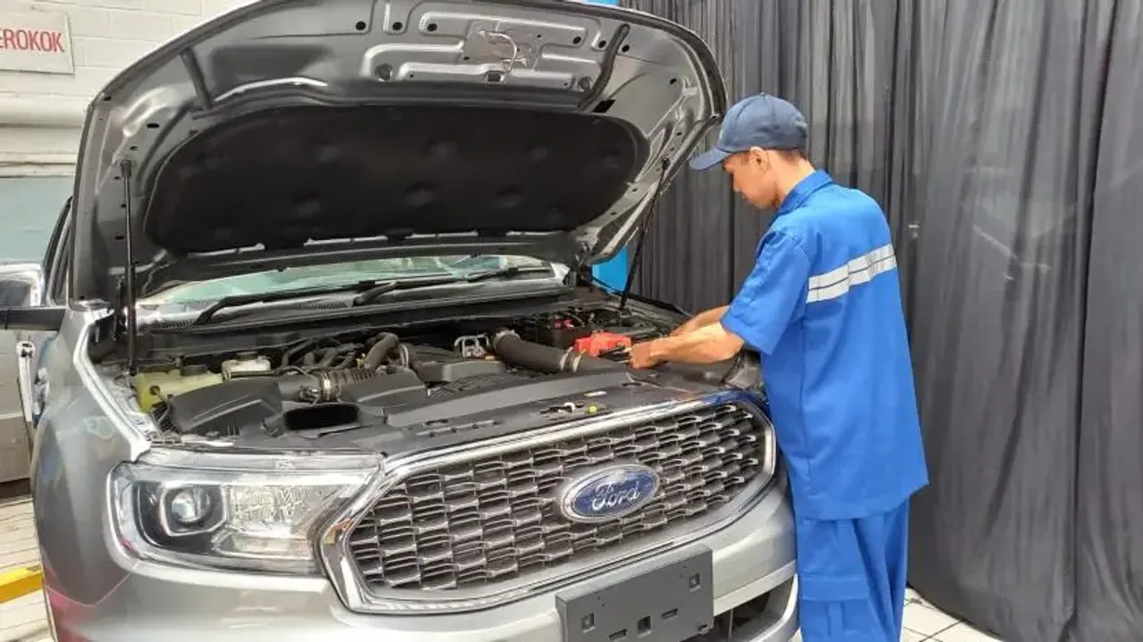 Program Servis Ramadan hadir memastikan kendaraan Ford pelanggan siap hadapi mudik lebaran. (RMA Indonesia)