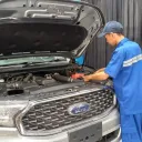 Program Servis Ramadan hadir memastikan kendaraan Ford pelanggan siap hadapi mudik lebaran. (RMA Indonesia) - Program Servis Ramadan hadir memastikan kendaraan Ford pelanggan siap hadapi mudik lebaran. (RMA Indonesia)