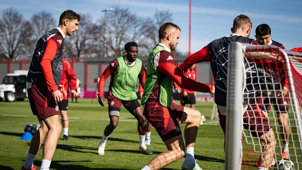 Bayern Munchen latihan jelang 16 besar Liga Champions/ X Bayern Munchen