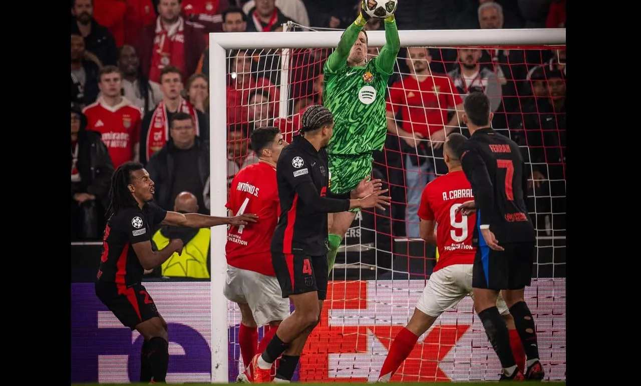 Penampilan Wojciech Szczesny di laga Benfica vs Barcelona pada ajang Liga Champions 2024/2025. (Foto: Instagram/fcbarcelona)