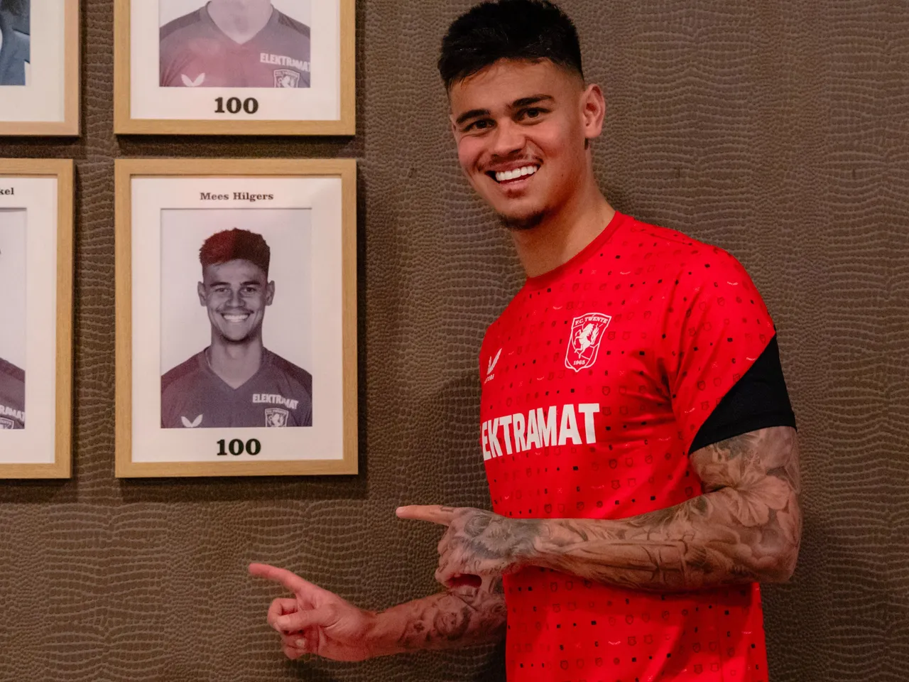 Bek Timnas Indonesia dan FC Twente, Mees Hilgers. (Foto: x.com/fctwente)