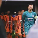 Penjaga gawang Borneo FC, Nadeo Argawinata/Instagram