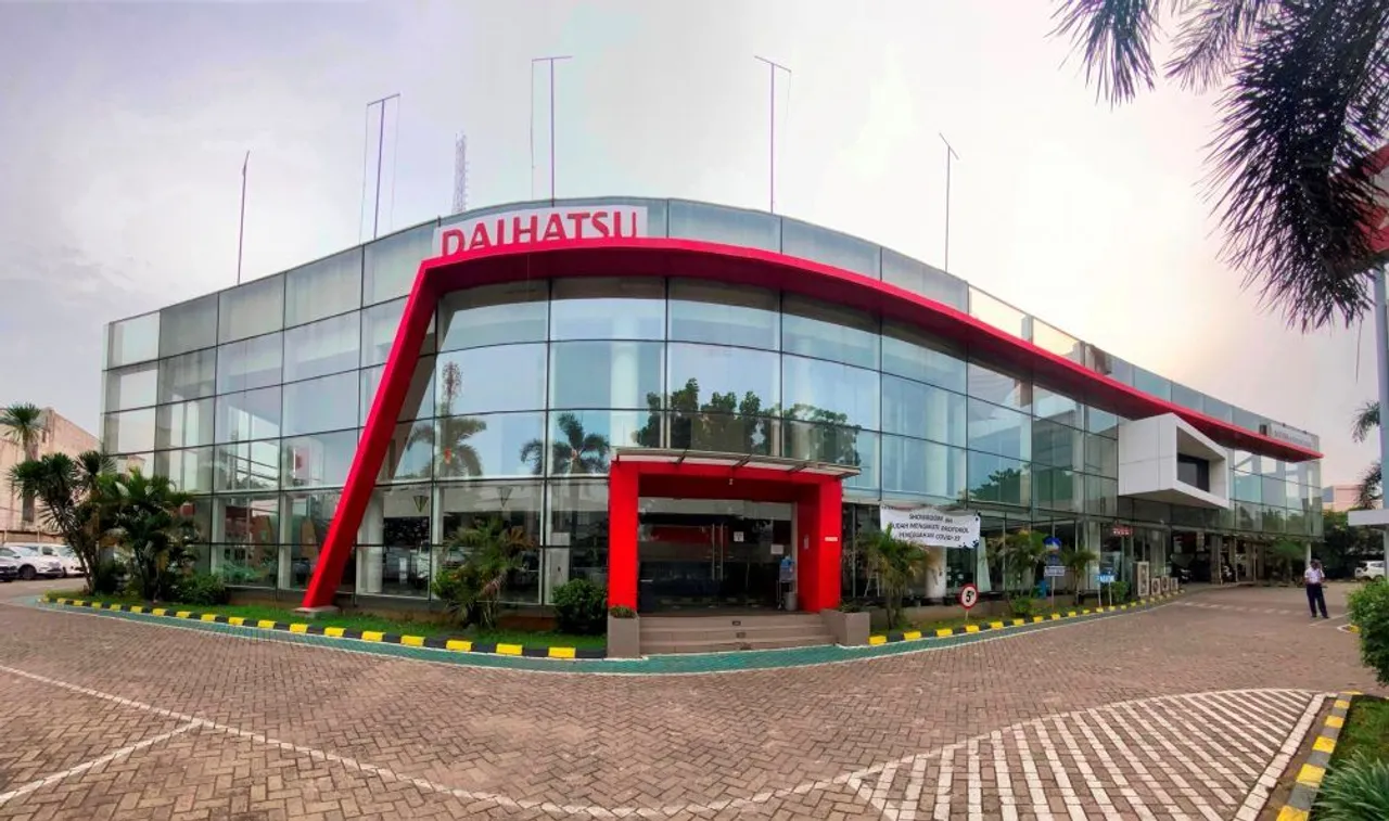 Promo THR berlaku di seluruh jaringan resmi Daihatsu. (Daihatsu Cibubur)