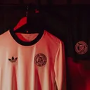 Jersey Edisi Khusus Timnas Jerman 125 tahun/ DFB Philipp Reinhard. - Jersey Edisi Khusus Timnas Jerman 125 tahun/ DFB Philipp Reinhard.