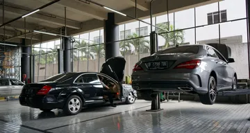 Nusantara Star Service melayani perawatan kendaraan Mercedes-Benz, Ford dan Jeep, dengan peralatan yang lengkap. (Nusantara Group)