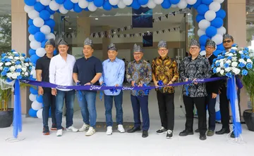Seremoni peresmian diler Ford RMA Pekanbaru, Riau. (RMA)