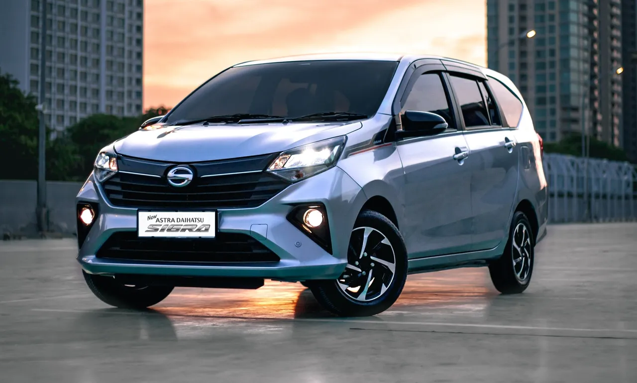Daihatsu berikan kesempatan kepada 9 orang konsumen memenangkan umroh dalam program Daifit 2025. (AI-DSO)