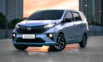 Daihatsu berikan kesempatan kepada 9 orang konsumen memenangkan umroh dalam program Daifit 2025. (AI-DSO)
