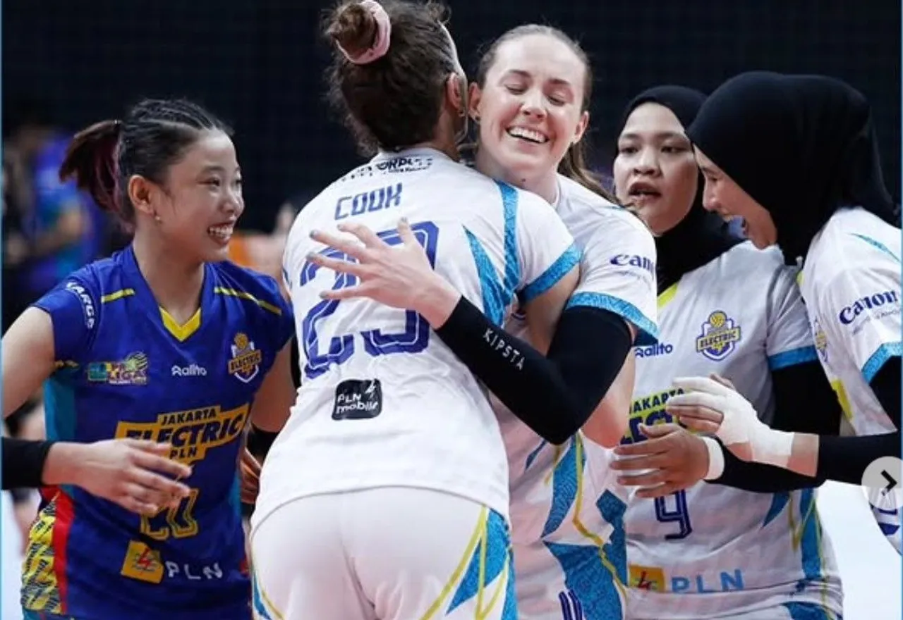 Jakarta Elektrik PLN menang 3-1 atas Jakarta Popsivo Polwan di final four Proliga 2025/foto: IG Moji Sport