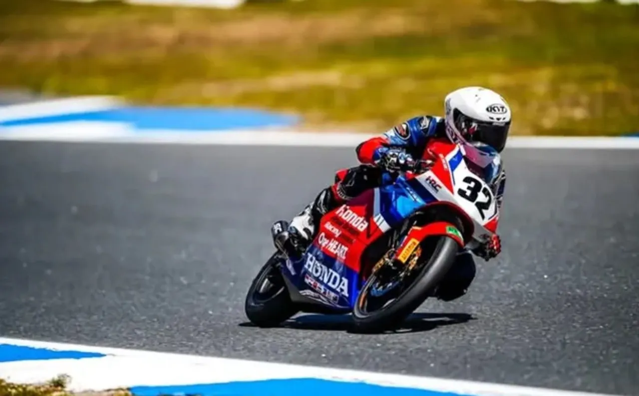 Kiandra Ramadhipa debut di ajang balap European Talent Cup 2025/foto: Junior Talent Team