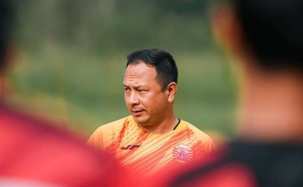 Ricky Nelson akan menjalani debut sebagai pelatih karteker Persija Jakarta di Stadion Segiri, Samarinda, Kalimantan Timur, saat menghadapi Borneo FC Samarinda. (Foto: Media Persija)