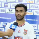 Yakob Sayuri Malut United - Pemain Malut United Yakob Sayuri berhasil membawa timnya berprestasi musim ini. (Foto: Liga Indonesia Baru)
