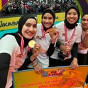 yolana dan pemain jakarta bin.jpg - Yolana dan pemain Jakarta BIN saat perayaan juara Proliga 2024/foto: IG Yolana