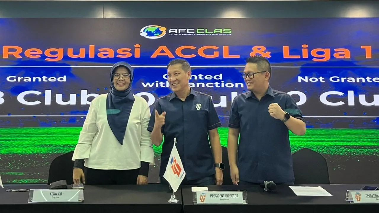 PT Liga Indonesia Baru Lisensi Klub Profesional/SportCorner, Muhammad Nurhendra Saputra.