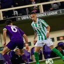 Pemain Real Betis, Antony, jadi pahlawan di leg ke-2 semifinal UEFA Conference League 2024/2025 melawan Fiorentina. (Foto: Instagram/realbetisbalompie)