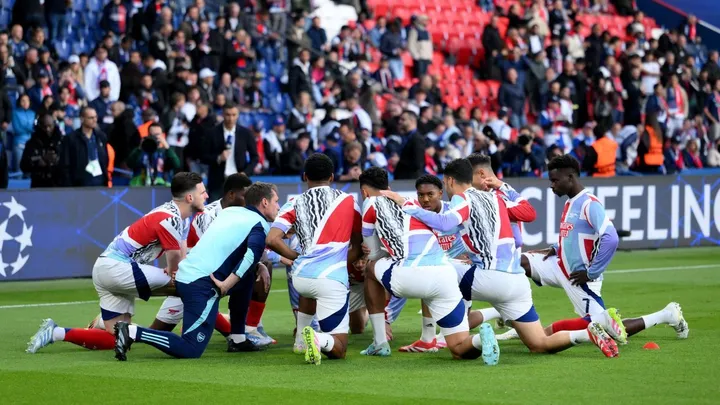 Pemain Arsenal tengah pemanasan/X Arsenal.