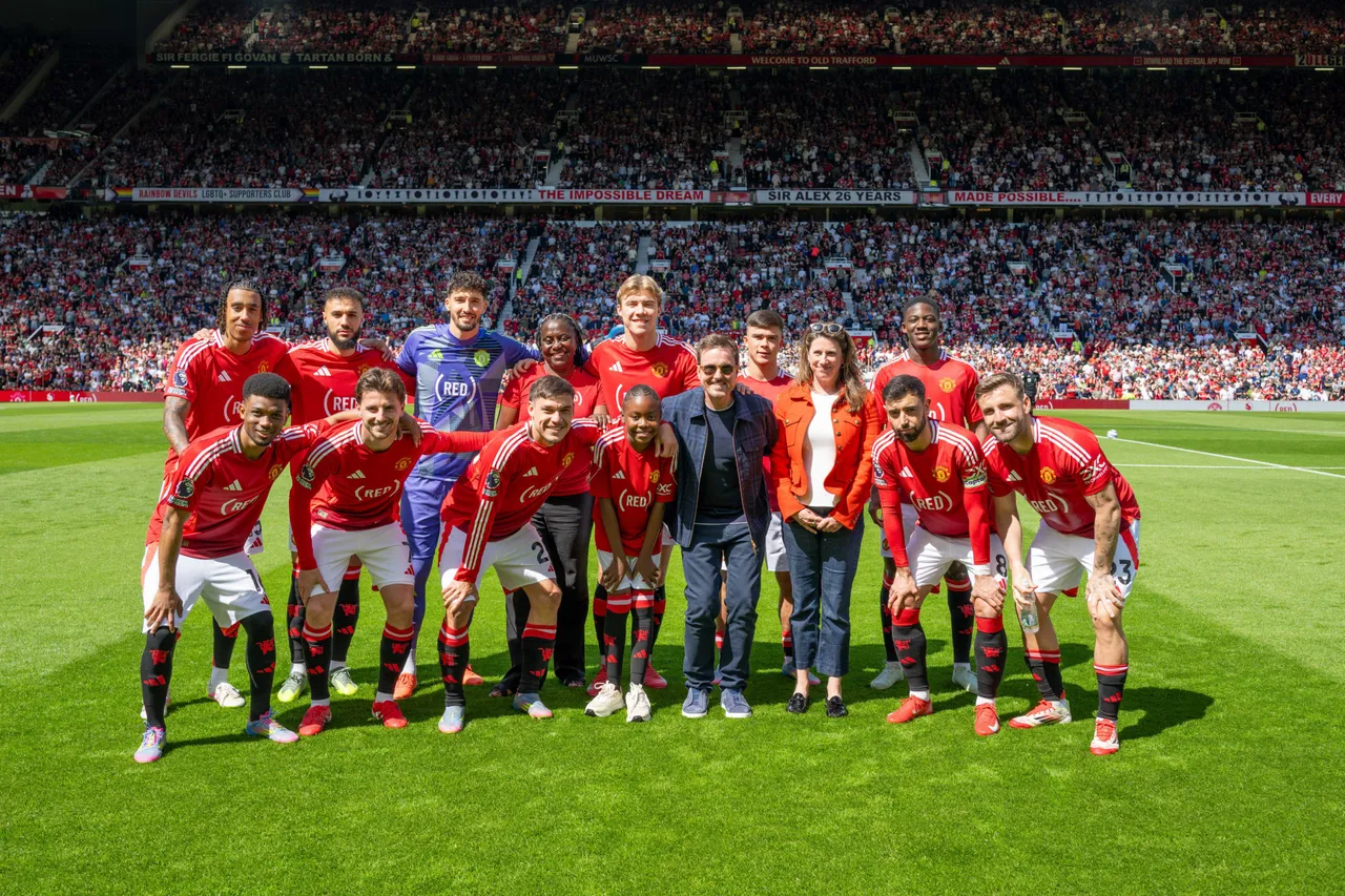 Manchester United Pakai Jersey Khusus/Foto: X Manchester United