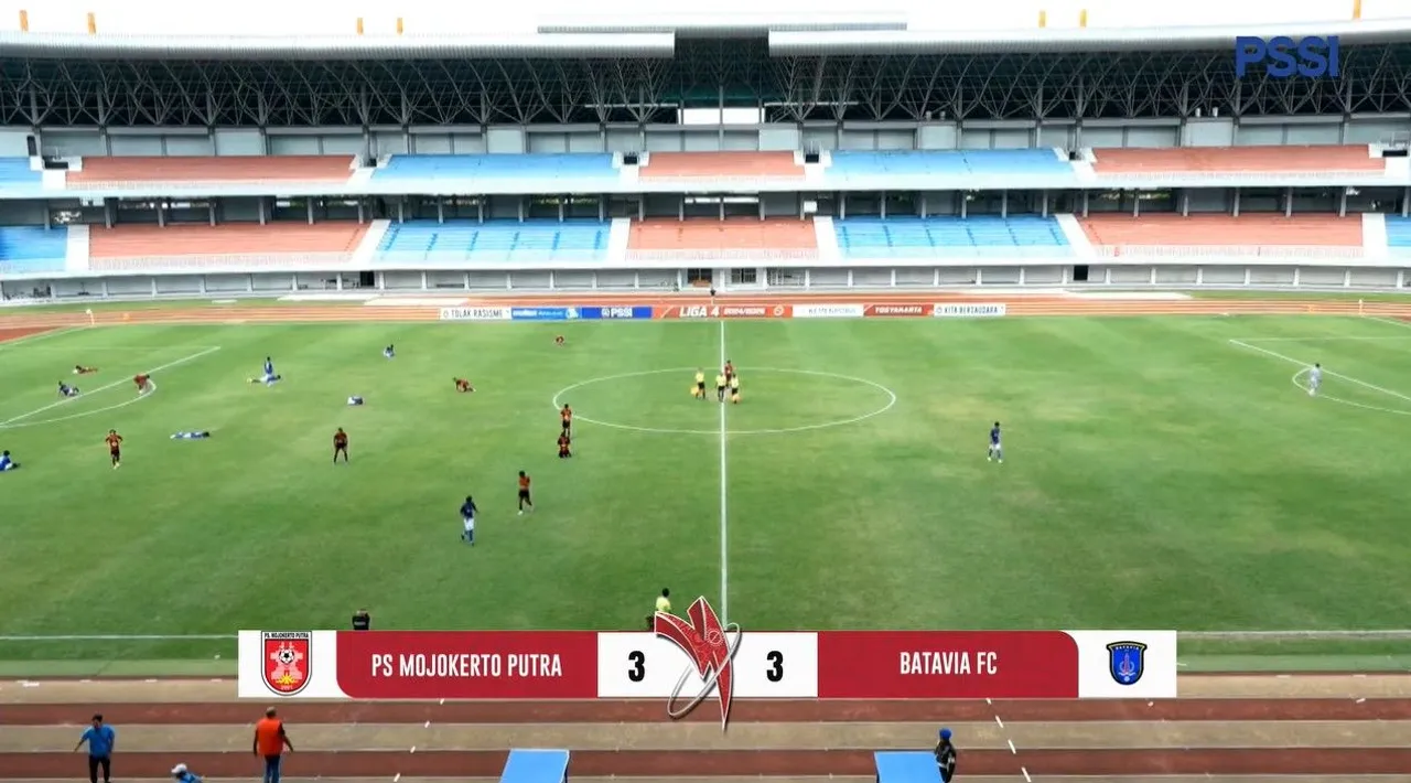 PS Mojokerto imbang lawan Batavia FC di laga kedua Liga 4 2024/2025 babak 16 besar putaran nasional/foto: PSSI TV