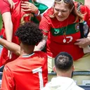Cristiano Ronaldo Jr menjumpai para pendukung selepas pertandingan. (foto: Instagram/portugal)