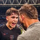 Para pemain Barcelona melakukan selebrasi atas gelar juara Liga Spanyol 2024/2025 yang diraih di markas Espanyol. (Foto: Instagram/fcbarcelona)