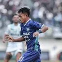 Jalannya laga antara Persita vs Persib di pekan ke-33 Liga 1 2024/2025. (Foto: Instagram/persib)