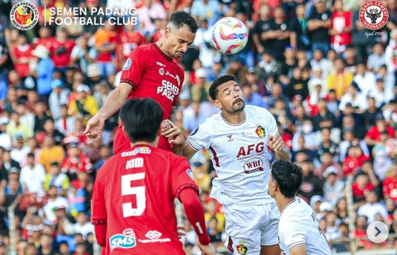 Semen Padang imbang 1-1 lawan Persik Kediri di pekan ke-33 Liga 1 2024/2025/foto: Ofisial Semen Padang
