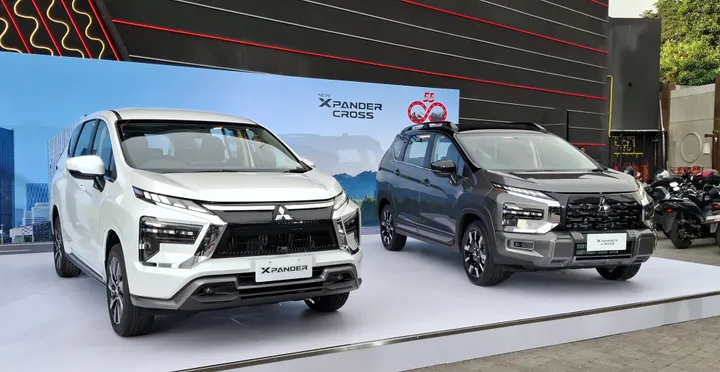 Mitsubishi New Xpander dan New Xpander Cross hadir bersama program penjualan dan purnajual serta aksesoris resmi. (Chadie)