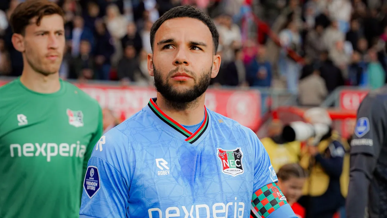 Bek dan Kapten NEC Nijmegen, Calvin Verdonk. (Foto: x.com/necnijmegen)