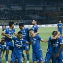 Pemain Persib - Pemain Persib melakukan selebrasi. (Foto: Instagram/persib)