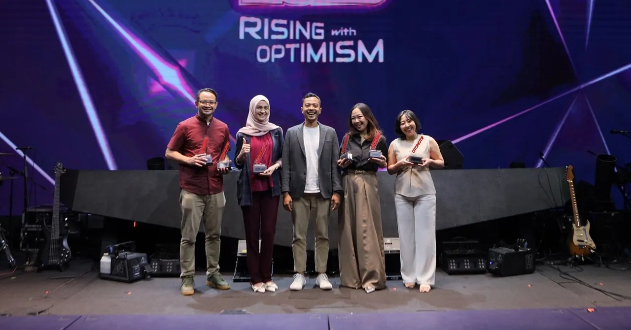 Tiga kendaraan Hybrid Toyota sabet gelar terbaik di Otomotif Award 2025 bersama lima model Toyota lainnya. (TAM)
