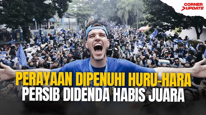 Persib Bandung mendapatkan denda dari Komite Disiplin PSSI karena kericuhan yang terjadi saat perayaan juara di GBLA/foto: SportCorner.id