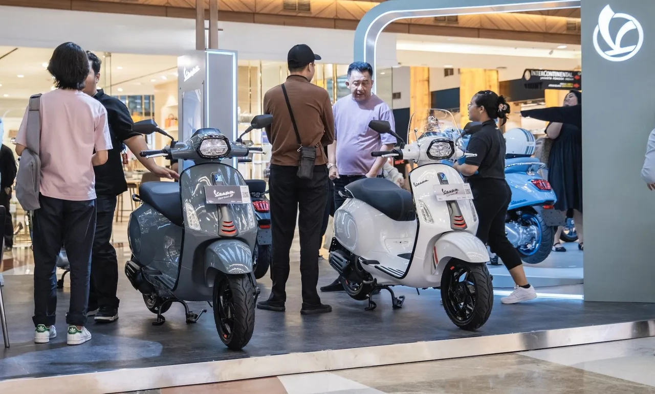 Vespa Mall Exhibition Pondok Indah Mall 2. (PID)