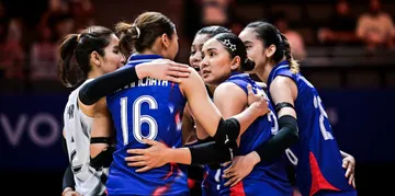 Timnas Voli Putri Thailand di VNL 2025 (Sumber: Volleyball World)