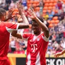 Pemain Bayern Munchen merayakan gol yang dicetak ke gawang Auckland City. (foto: Instagram/fcbayern)