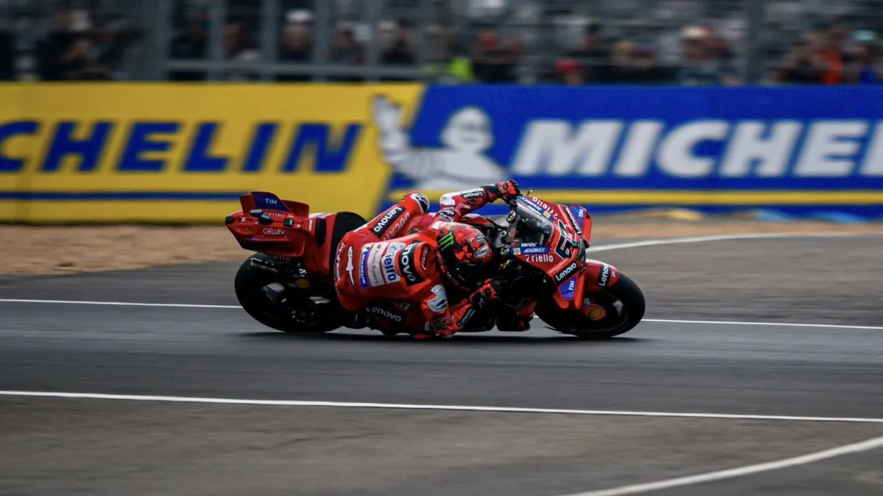 Pembalap Ducati Lenovo Francesco Bagnaia/X Pecco Bagnaia.