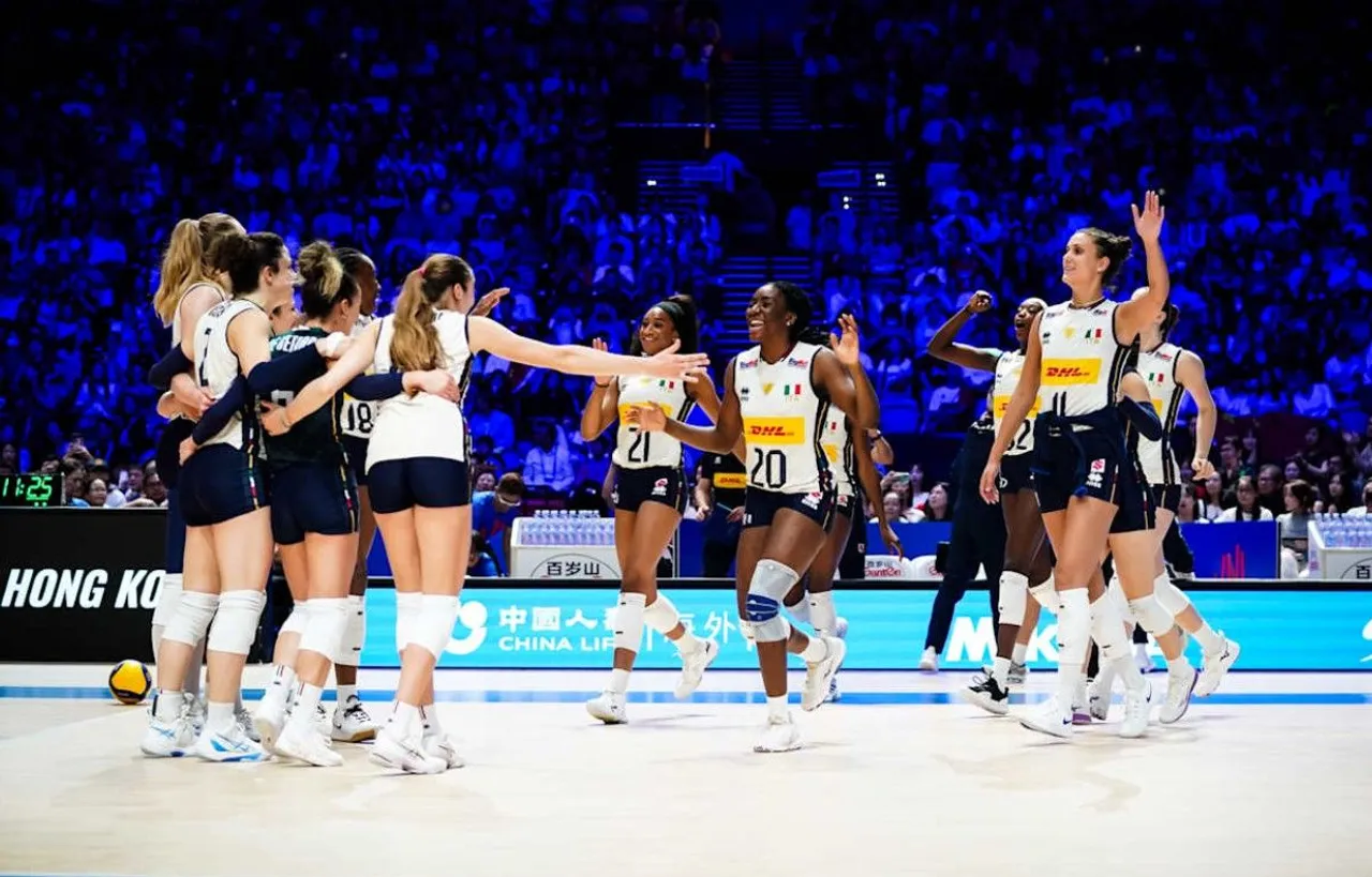 Timnas Voli Putri Italia masih tak terkalahkan di pekan kedua VNL 2025/foto: Volleyball World