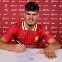 Milos Kerkez resmi bergabung dengan Liverpool/foto: Ofisial Liverpool