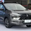 Mitsubishi New Xpander Cross 2025 tampil lebih maskulin. (Chadie)