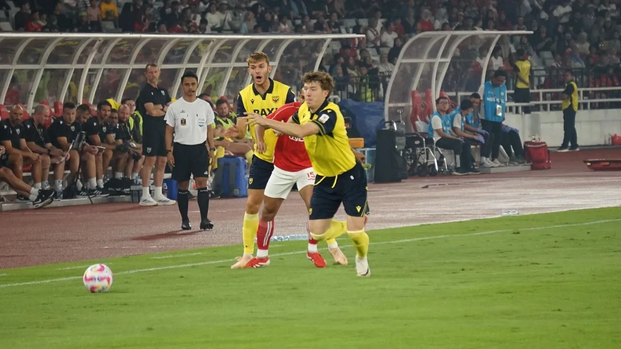 Pemain Oxford United Ole Romeny /Sportcorner Hadi Febriansyah.