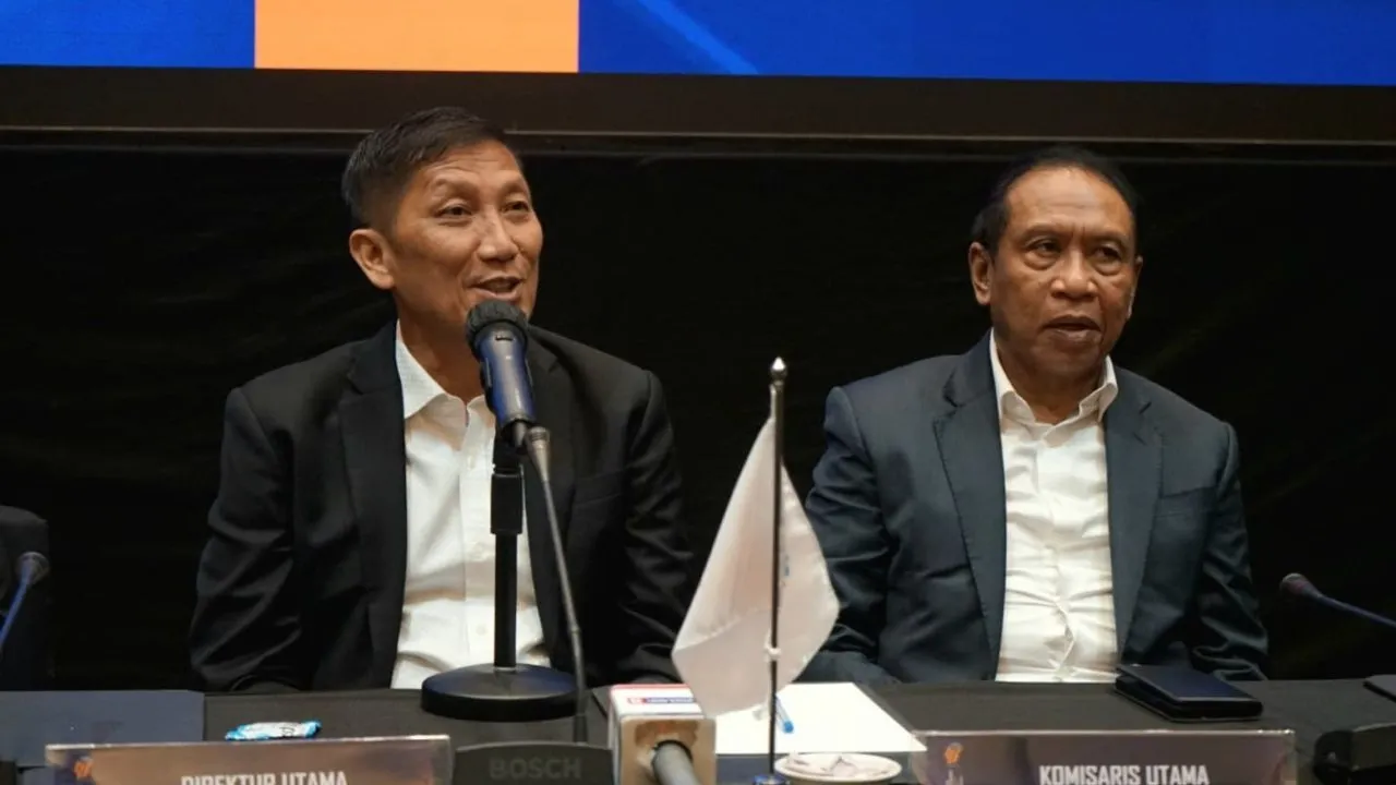 Direktur Utama PT LIB Ferry Paulus/SportCorner Tino Ferdiano.