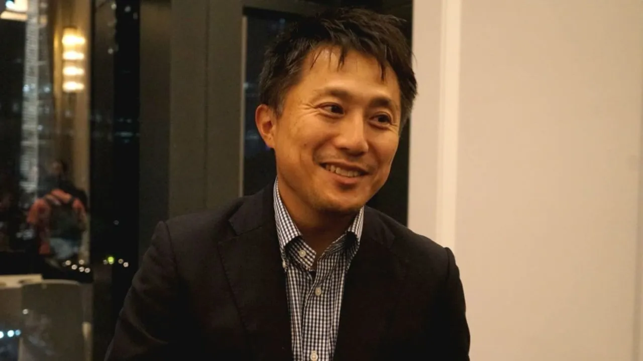 GM Kompetisi dan Operasional PT LIB, Takeyuki Oya/Sportcorner Tino Ferdiano.