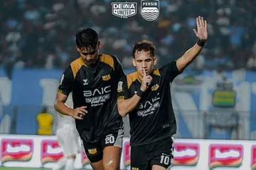 Persib Bandung ditahan imbang 1-1 oleh Dewa United di laga kedua Piala Presiden 2025/foto: Ofisial IG Dewa United