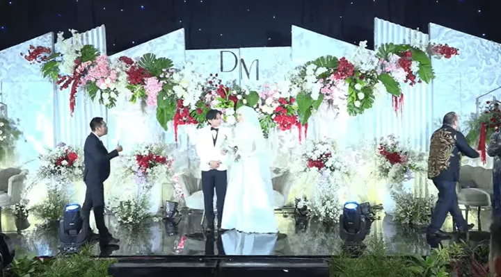 Ngunduh Mantu Megawati dan Dio/Foto: YouTube Megawati Smash Up
